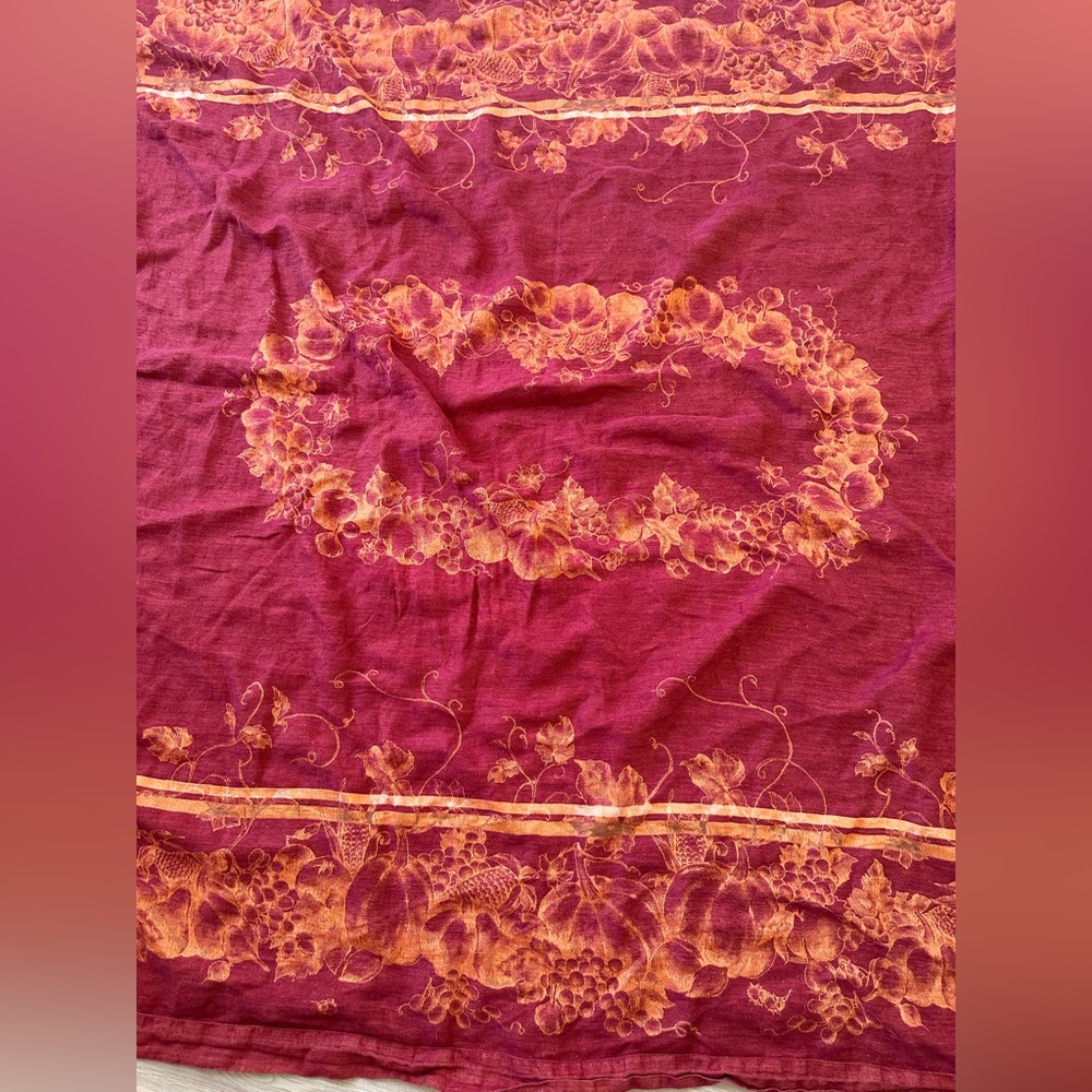 Williams Sonoma 70” by 108” Thanksgiving Linen Tablecloth - Picture 11 of 15